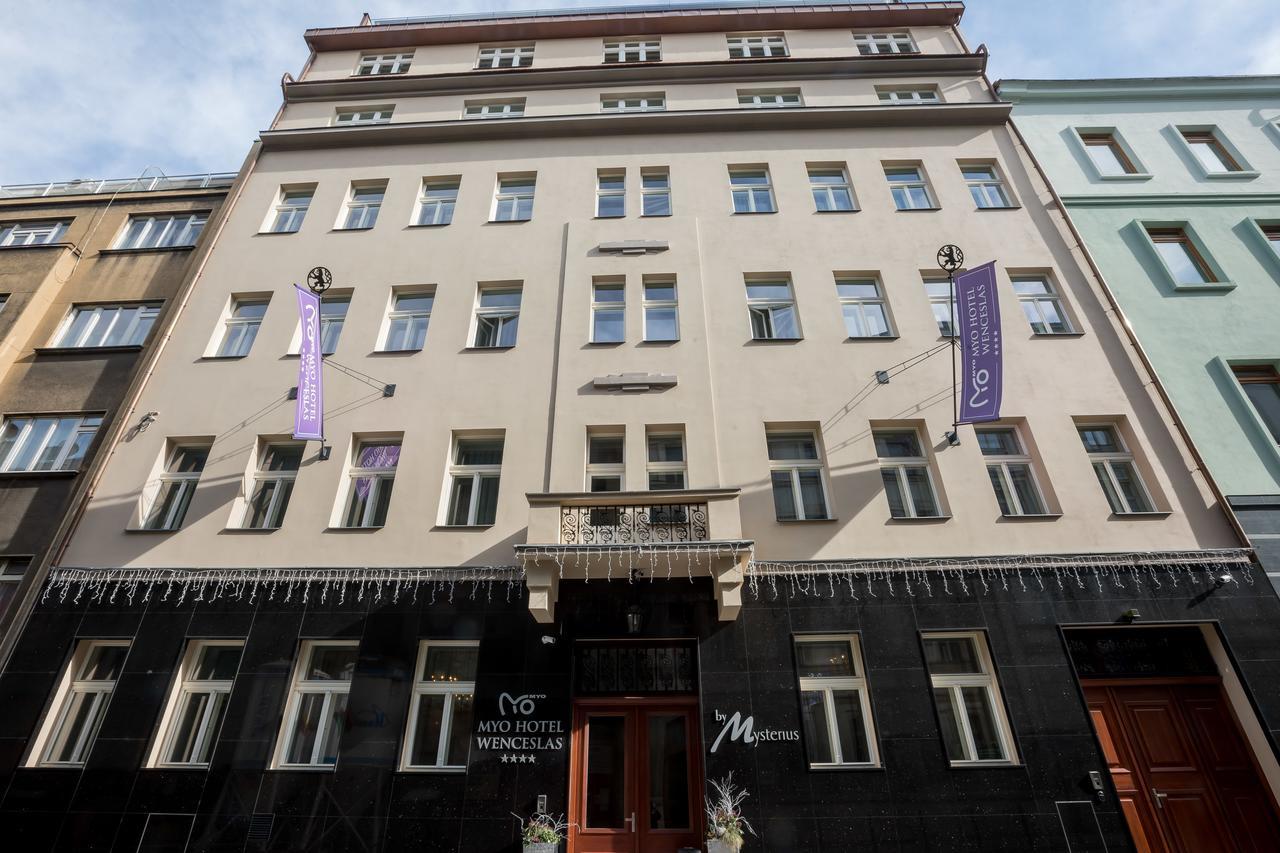 Myo Hotel Wenceslas Prag Exteriör bild